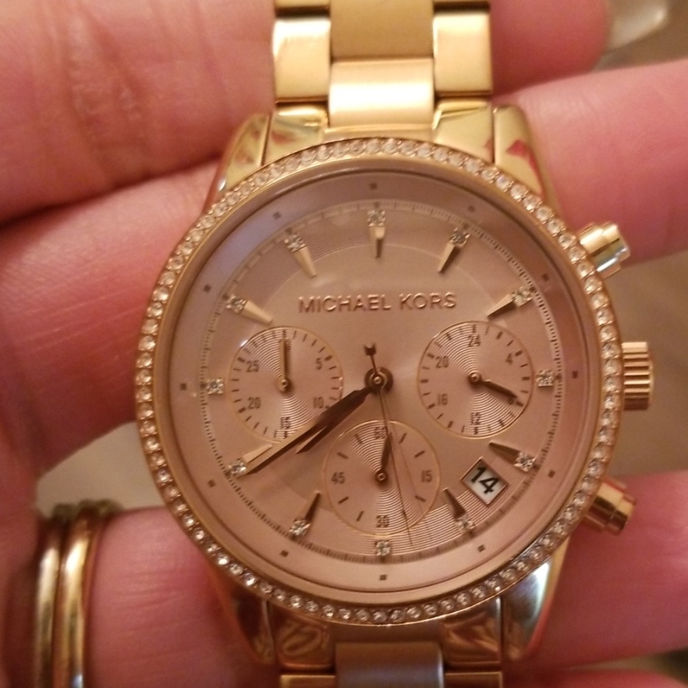 Flash sale💖Authentic Michael Kors rose gold watch